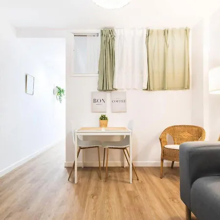 By The Sea דירה *