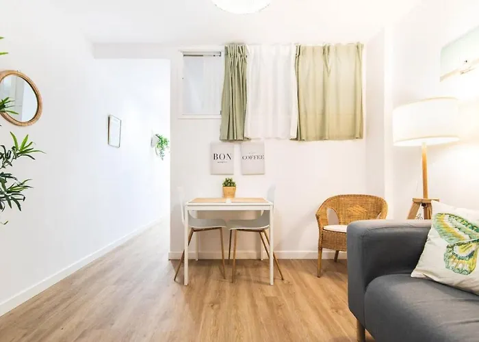 By The Sea Apartament *